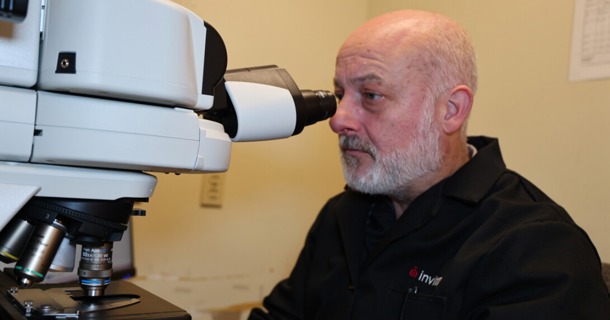 Richard Wilson’s research aims to uncover how rapidly evolving fungal “effector” proteins enable the rice blast fungus to overcome plant defenses, accelerating the identification of key infection genes to strengthen resistance in rice and other major grain crops. (Russell Shaffer/IANR Communications)