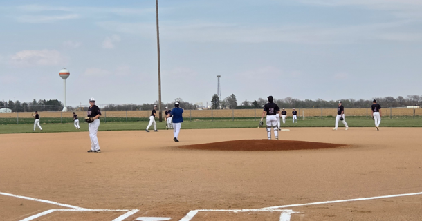 St. Paul/Palmer warming up vs Twin River/Osceola