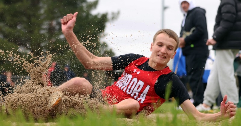 Slagles Sign with UNK